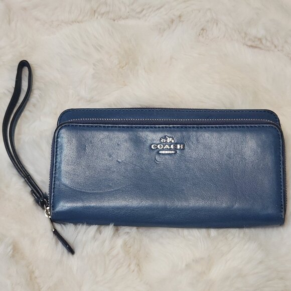 Coach Navy Leather Wristlet Wallet - Picture 1 of 11